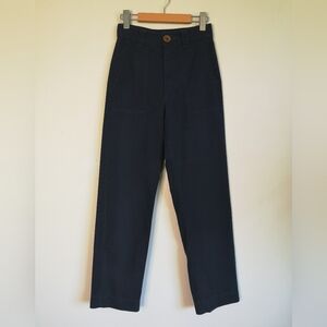 BEATON LINEN Women's Utility Pants in Navy
